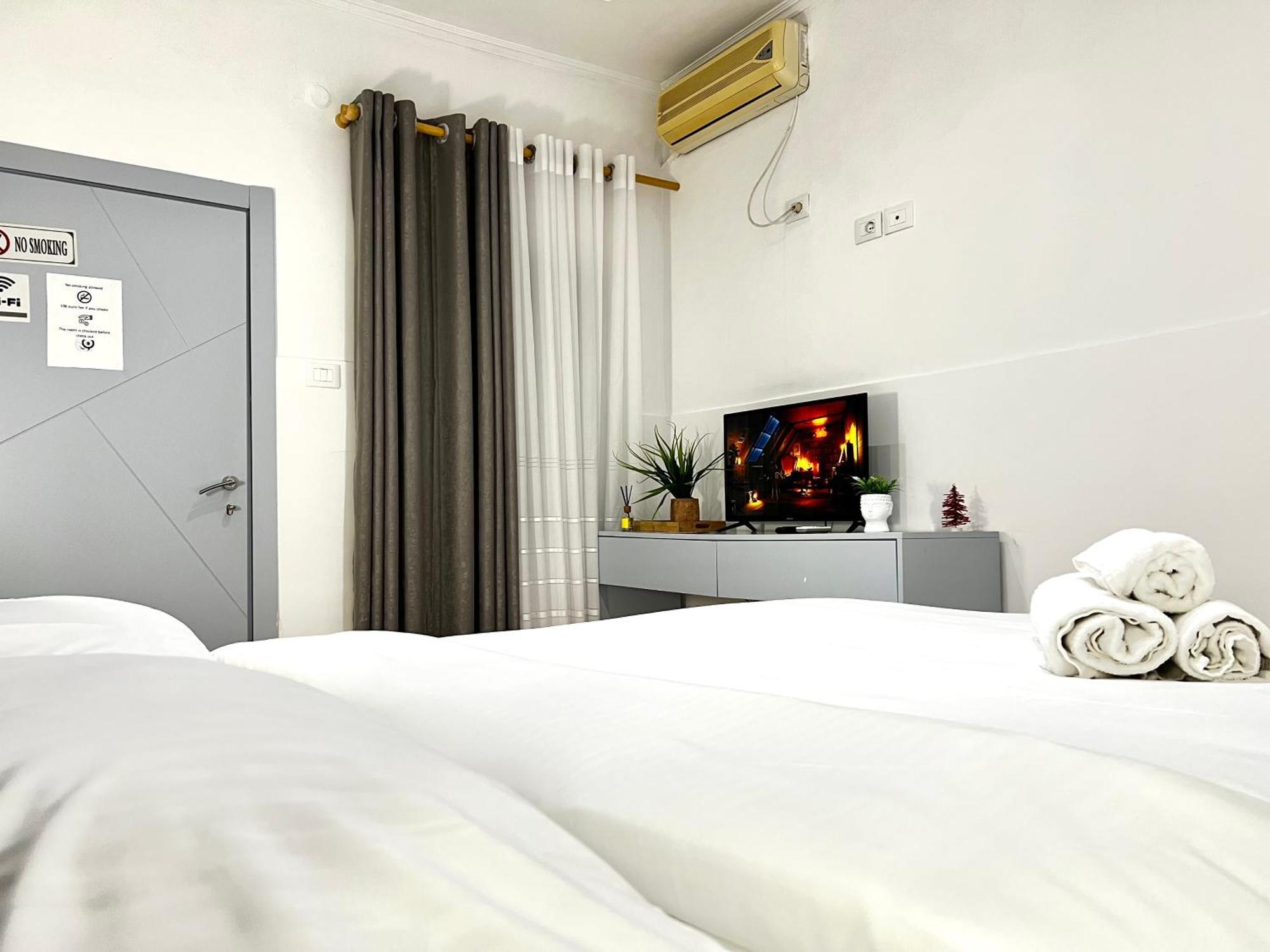 Tirana Square Hotel Exteriör bild